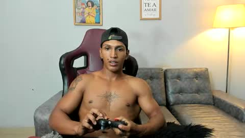 bull_cam online show from February 2026 02:13:02 AM