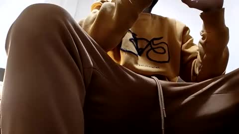 Snapshot of bullspain27266272 chatting on December 2025 05:28:01 AM bullspain27266272 online show from December 2025 05:28:01 AM