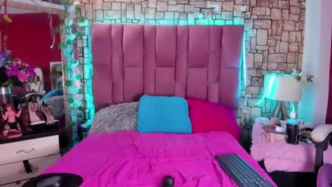 Snapshot of bulmasweetyose chatting on January 2025 08:10:02 PM bulmasweetyose mommy submissive control milf lovense online show from January 2025 08:10:02 PM