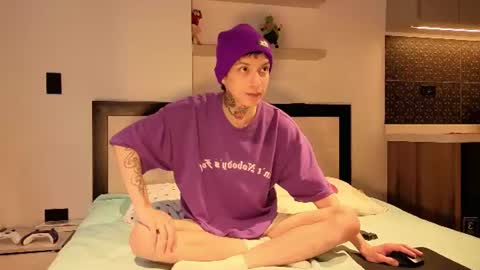 Tonny online show from June 2026 08:41:01 PM