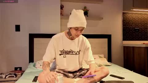 Tonny online show from June 2026 07:27:02 PM