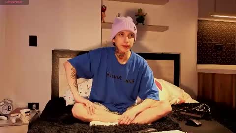 Tonny online show from June 2026 08:22:01 PM