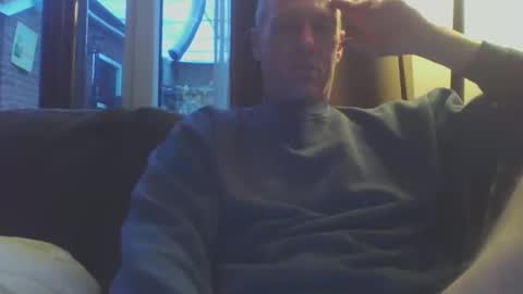 Dutch cock online show from March 2026 06:48:02 AM