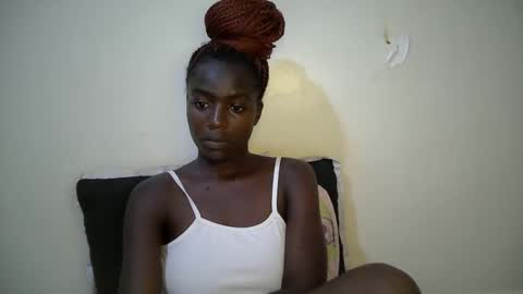 Snapshot of bunny_bliss1 chatting on April 2026 06:30:02 PM bunny_bliss1 online show from April 2026 06:30:02 PM