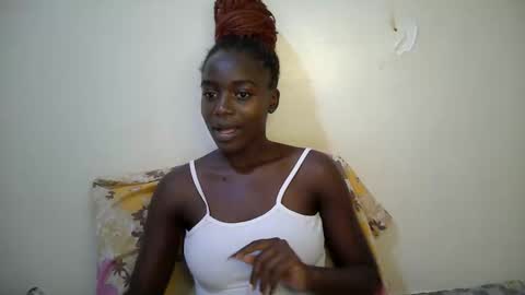 Snapshot of bunny_bliss1 chatting on April 2026 07:30:02 AM bunny_bliss1 online show from April 2026 07:30:02 AM
