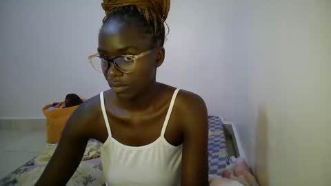 Snapshot of bunny_bliss1 chatting on May 2026 03:01:01 AM bunny_bliss1 online show from May 2026 03:01:01 AM