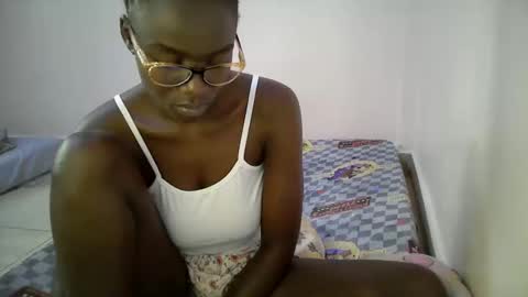 Snapshot of bunny_bliss1 chatting on May 2026 01:30:01 PM bunny_bliss1 online show from May 2026 01:30:01 PM