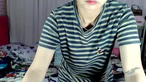 Snapshot of bunny_flower18 chatting on December 2024 02:02:01 PM bunny_flower18 online show from December 2024 02:02:01 PM