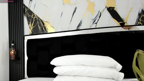 bunny online show from November 2025 12:16:01 PM