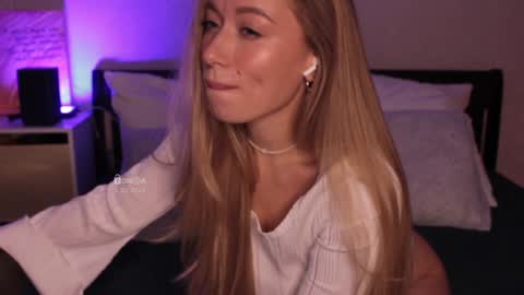 B U N N Y online show from January 2025 10:10:02 AM