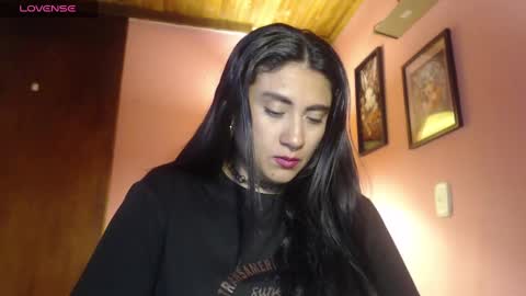 Snapshot of bunnyemilyr0s33 chatting on January 2025 10:49:02 AM bunnyEmilyR0s33 online show from January 2025 10:49:02 AM