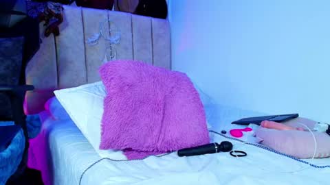 Snapshot of bunnykat_ chatting on June 2026 01:28:02 AM katerine payne online show from June 2026 01:28:02 AM