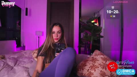 Stephanie   Next stream TUESDAY   6pm  PDT online show from November 2025 10:42:02 PM