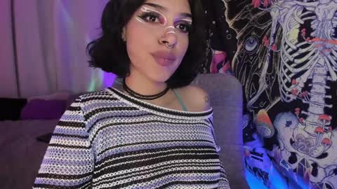   online show from February 2025 03:48:01 AM