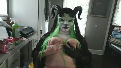 Snapshot of bunnytoes5505 chatting on June 2026 08:24:01 PM bunnytoes5505 online show from June 2026 08:24:01 PM