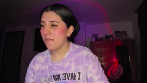 Snapshot of bunnyy09 chatting on October 2025 02:04:01 AM Jess online show from October 2025 02:04:01 AM