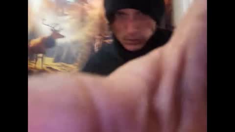 Snapshot of burntbuns710 chatting on September 2025 08:25:02 AM LostSingledad online show from September 2025 08:25:02 AM