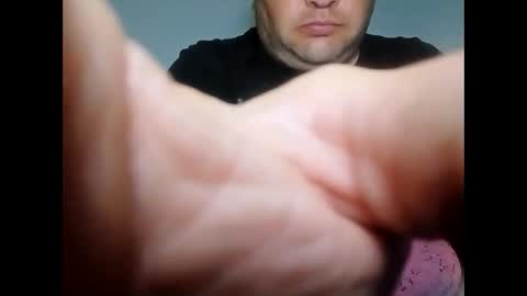 Snapshot of bury703709 chatting on April 2026 01:03:01 AM Creazy dad online show from April 2026 01:03:01 AM