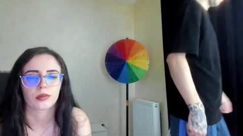 Snapshot of bustvee chatting on December 2025 09:23:02 PM Max Andrea online show from December 2025 09:23:02 PM