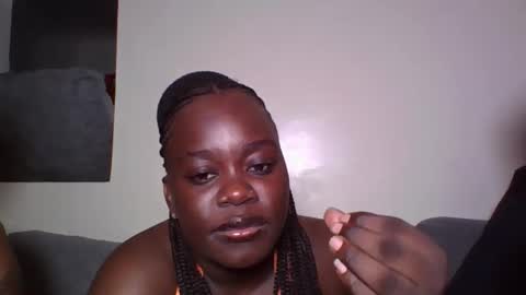 busty_mellons online show from October 2025 08:40:02 PM