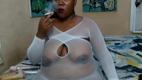 BUSTYQUEENB online show from March 2026 06:50:02 AM