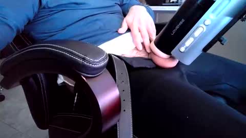 busyguybg online show from April 2026 11:06:01 PM