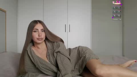 Lauren online show from March 2026 12:38:02 PM