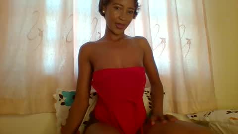 Snapshot of buttter_cup chatting on October 2025 06:30:02 AM Claudia online show from October 2025 06:30:02 AM