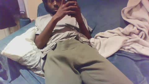 Snapshot of buzsy chatting on December 2024 12:23:01 AM Buzsy online show from December 2024 12:23:01 AM