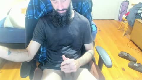 Snapshot of buzzcrash1 chatting on June 2026 03:10:01 PM Buzz online show from June 2026 03:10:01 PM