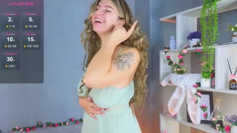 Kira online show from January 2025 08:05:01 AM