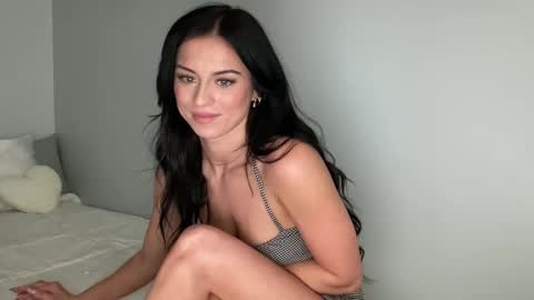 Snapshot of c1luxegirl chatting on September 2025 11:16:02 PM c1luxegirl online show from September 2025 11:16:02 PM