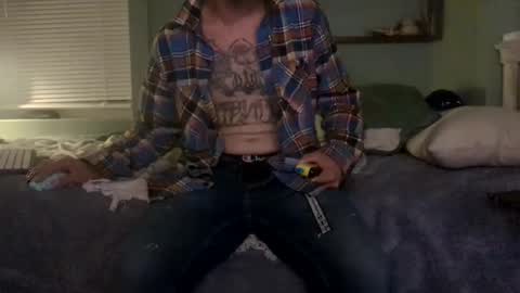 1DontR3member online show from November 2025 06:13:01 AM