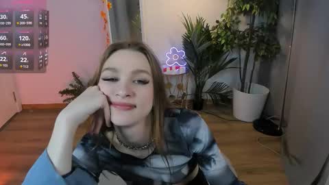 Polly online show from October 2025 09:30:01 PM