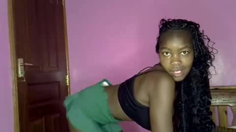 C--trish online show from September 2025 05:18:02 AM