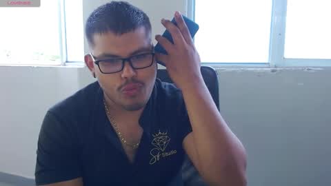 Snapshot of caballero_____ chatting on December 2024 10:00:01 PM INSTAGRAM CABALLERO 1998 online show from December 2024 10:00:01 PM