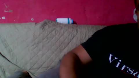 Snapshot of cachito83915 chatting on February 2025 04:37:02 AM Cachudosexy online show from February 2025 04:37:02 AM