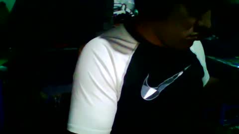 Snapshot of cachito83915 chatting on October 2025 04:42:01 AM Cachudosexy online show from October 2025 04:42:01 AM