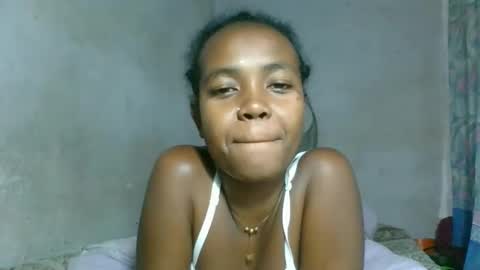 Snapshot of caella98 chatting on April 2026 09:45:02 AM caella98 online show from April 2026 09:45:02 AM