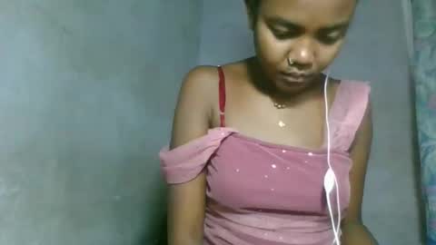 Snapshot of caella98 chatting on April 2026 04:04:02 PM caella98 online show from April 2026 04:04:02 PM