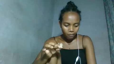 Snapshot of caella98 chatting on May 2026 01:26:02 PM caella98 online show from May 2026 01:26:02 PM