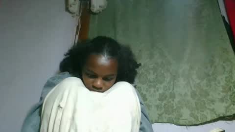 Snapshot of caella98 chatting on May 2026 04:13:01 PM caella98 online show from May 2026 04:13:01 PM