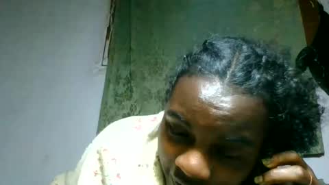 Snapshot of caella98 chatting on May 2026 06:16:01 PM caella98 online show from May 2026 06:16:01 PM