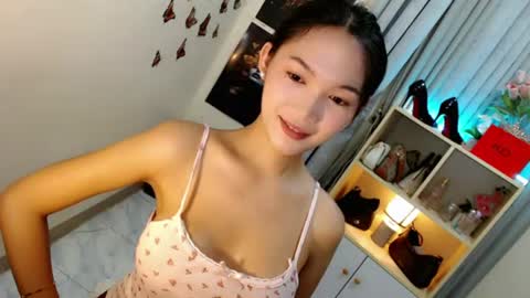 Snapshot of caitlin_x chatting on June 2026 10:58:01 PM caitlin online show from June 2026 10:58:01 PM