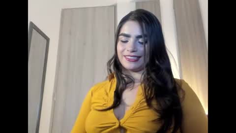Snapshot of caitlingomez0 chatting on June 2026 01:48:01 AM caitlingomez0 online show from June 2026 01:48:01 AM