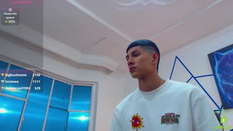 Snapshot of calavalerio chatting on December 2024 11:23:02 AM Valerio online show from December 2024 11:23:02 AM