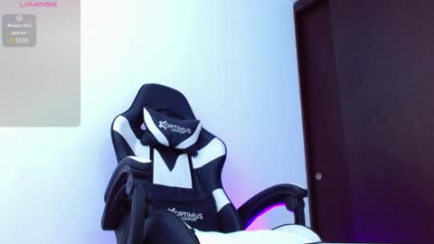 Snapshot of calavalerio chatting on March 2025 07:17:02 PM Valerio online show from March 2025 07:17:02 PM