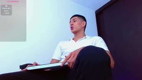 Snapshot of calavalerio chatting on March 2025 07:36:01 PM Valerio online show from March 2025 07:36:01 PM