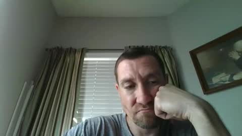 calbry82 online show from March 2026 04:00:01 PM