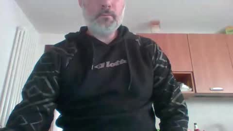 Snapshot of caldoski chatting on October 2025 12:15:02 PM caldoski online show from October 2025 12:15:02 PM